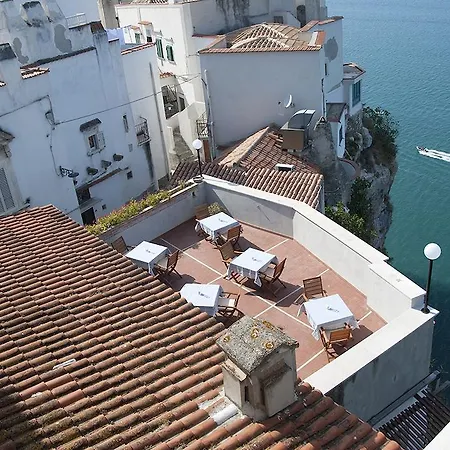 Nocleg ze śniadaniem Il Barone Del Mare 4*