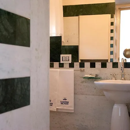 Il Barone Del Mare Bed and breakfast