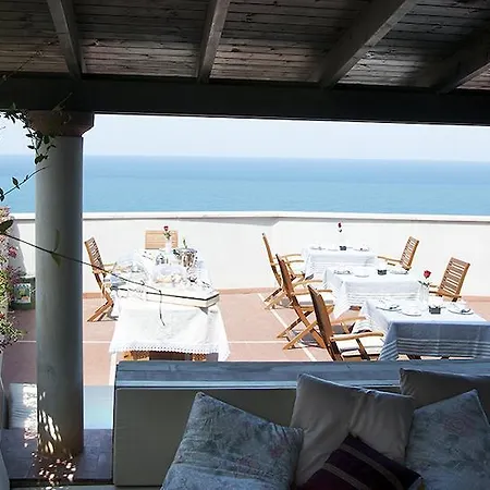 Bed & Breakfast Il Barone Del Mare 4*